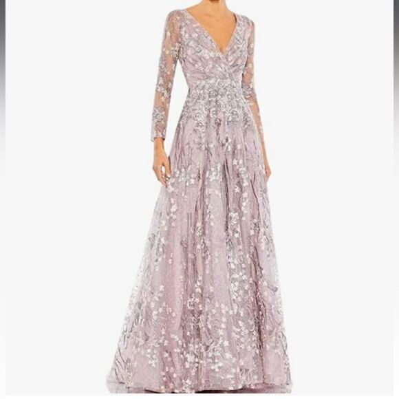 SORRY THIS DRESS IS SOLD - Picture 1 of 8